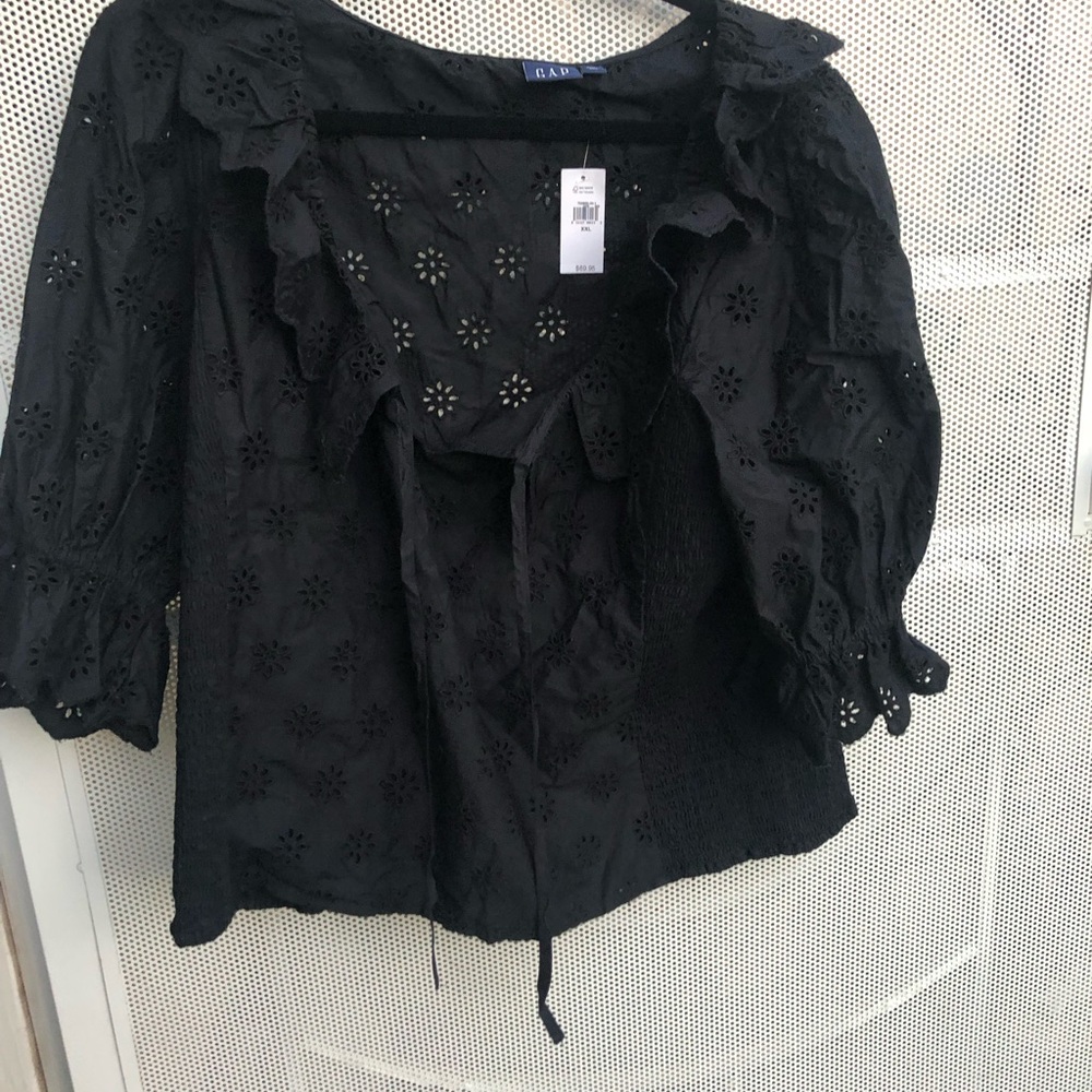 OLD Navy Black Eyelet Peasant Top - Picture 6 of 7